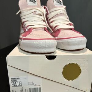 Aritzia Pink and White Sneakers